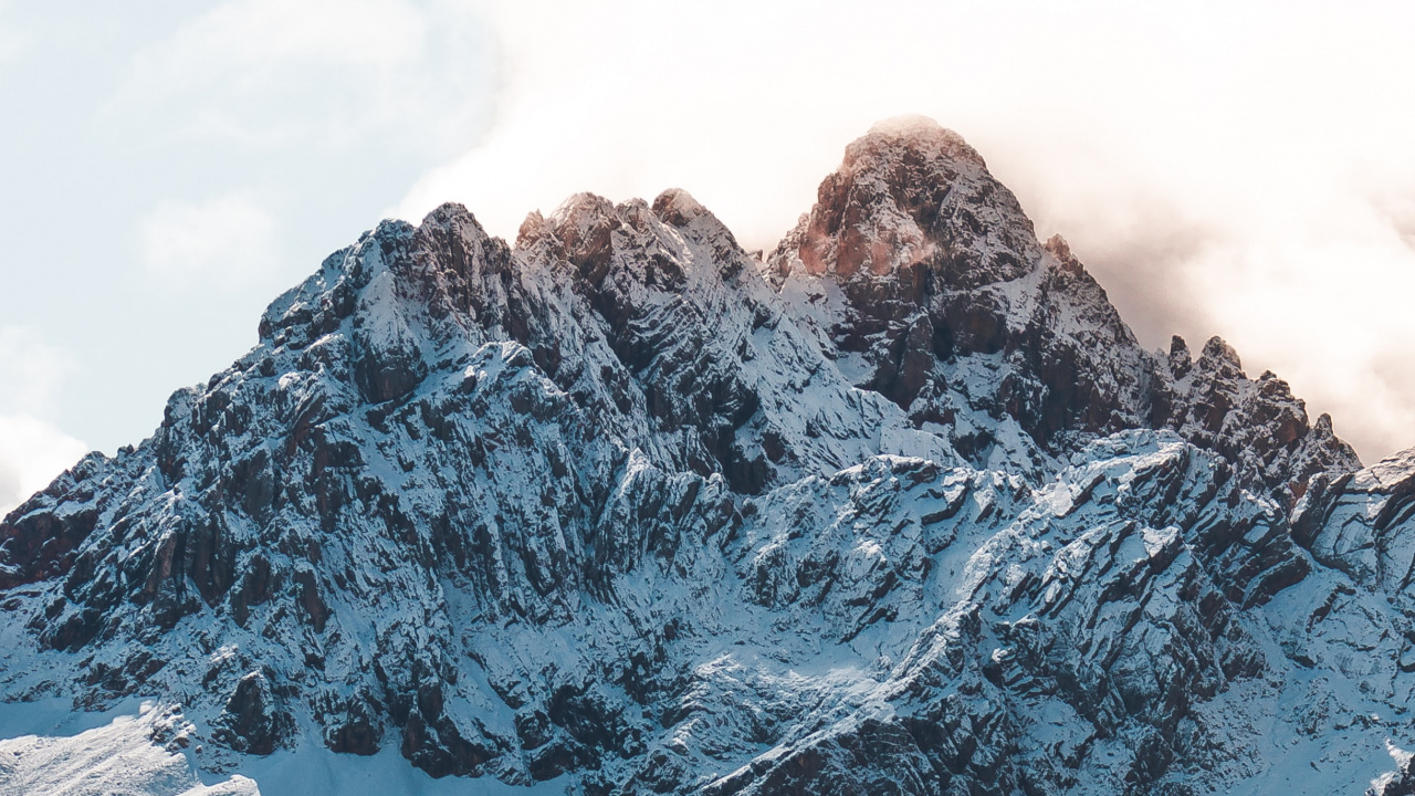 Обои гора, горный хребет, горный рельеф, хребет, ледяная форма в разрешении 1280x720