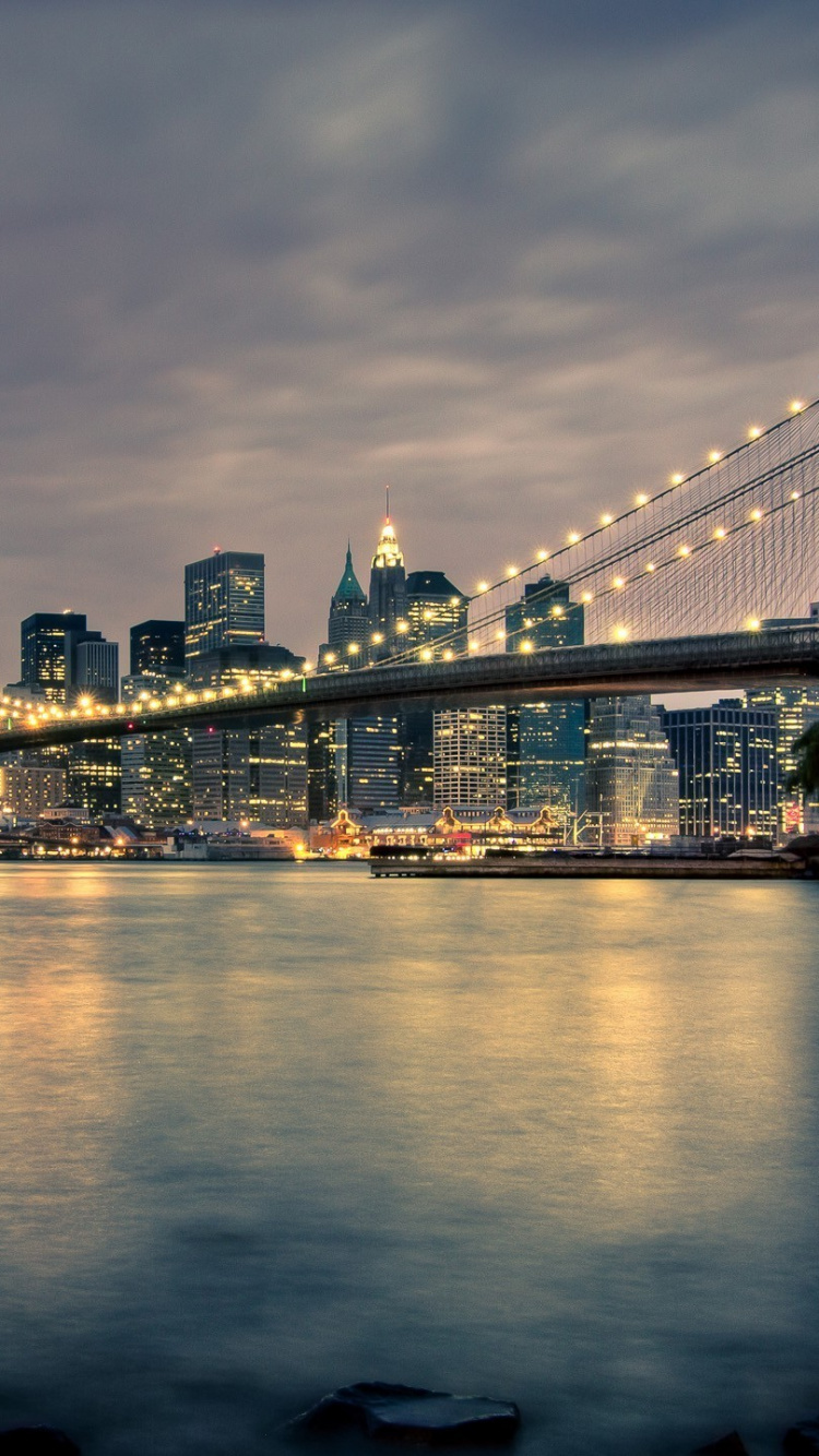 Обои Бруклинский мост, город, городской пейзаж, мост, линия горизонта в разрешении 750x1334