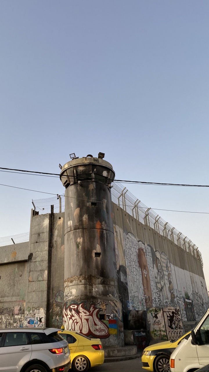 Обои Король, колесо, шина, автомобильный стояночный свет, Литые диски в разрешении 720x1280