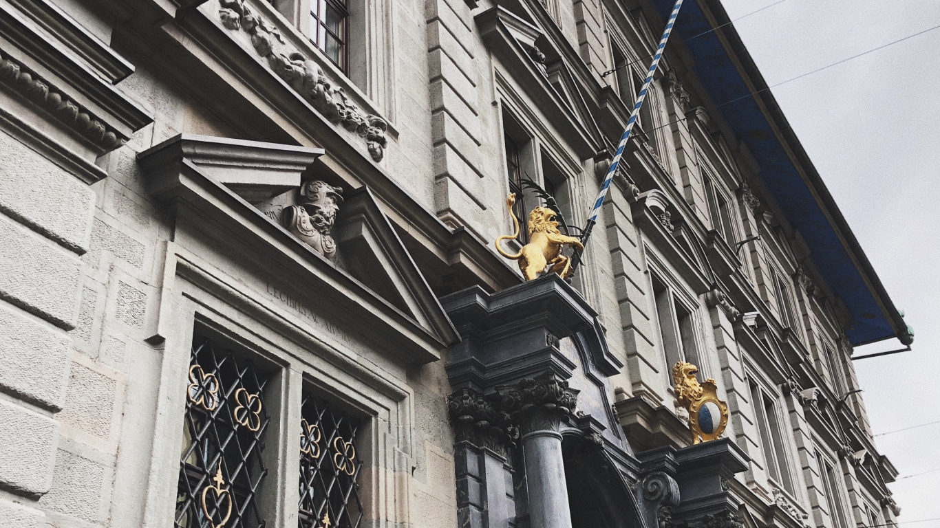 Обои ориентир, классическая архитектура, архитектура, фасад, свойство в разрешении 1366x768