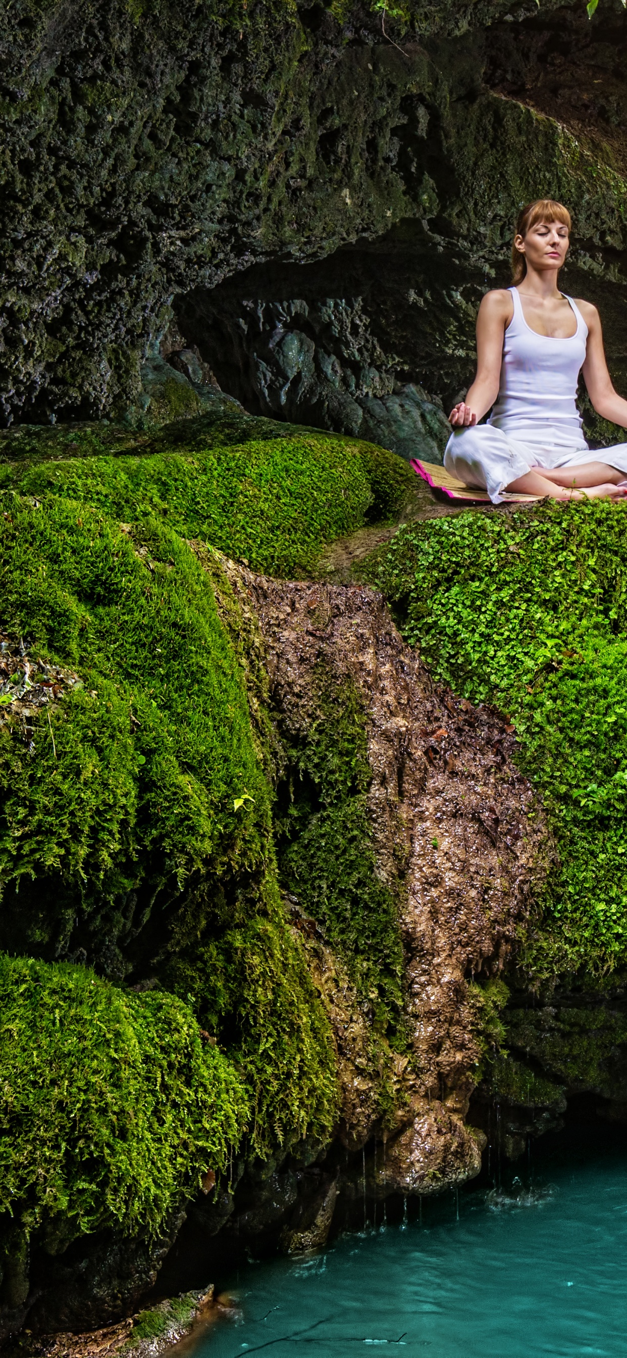 Обои Сукхасана, поза лотоса, медитация, йога, природа в разрешении 1242x2688