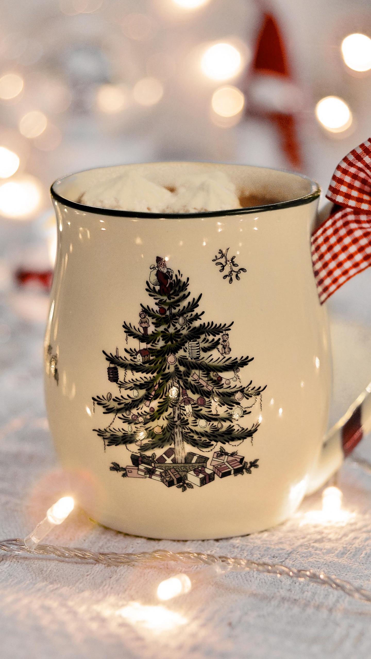 Обои Рождественский день, праздник, Новый год, свеча, Рождество в разрешении 1440x2560