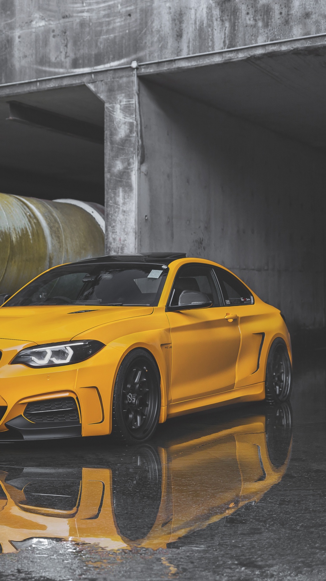 Обои BMW 2 Series, bmw, БМВ м2, желтый, тюнинг автомобилей в разрешении 1080x1920