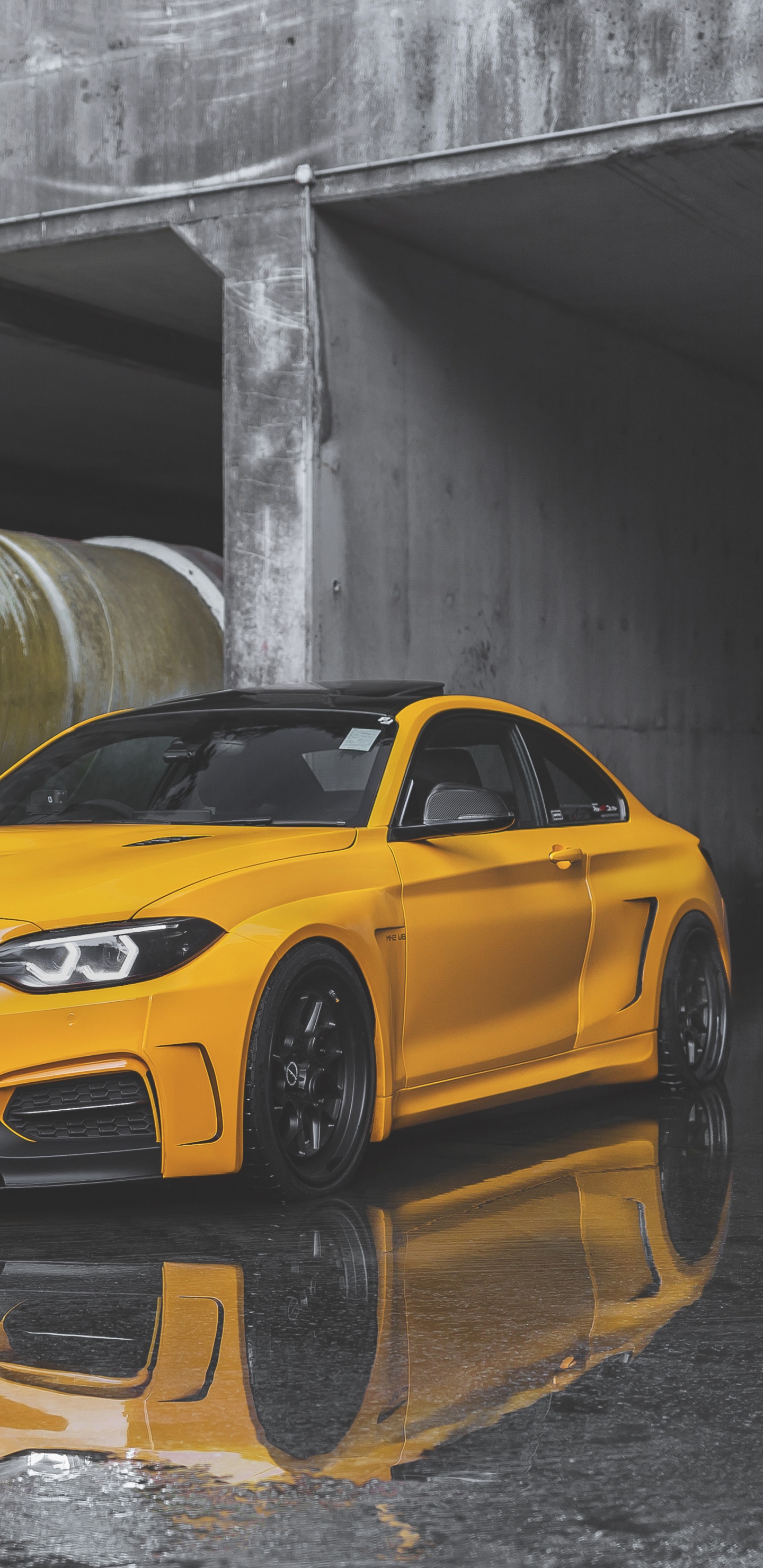 Обои BMW 2 Series, bmw, БМВ м2, желтый, тюнинг автомобилей в разрешении 1440x2960