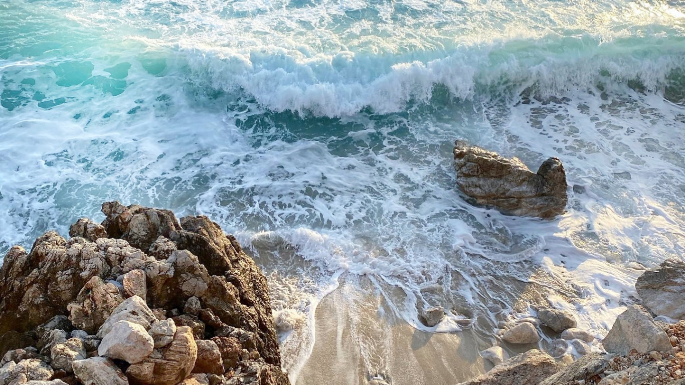 Обои море, наука, физика, вода, древесина в разрешении 1366x768