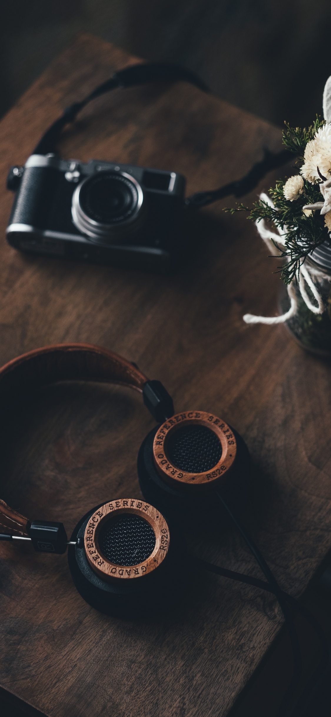 Обои чашка, таблица, лоток, кофейная чашка, serveware в разрешении 1125x2436