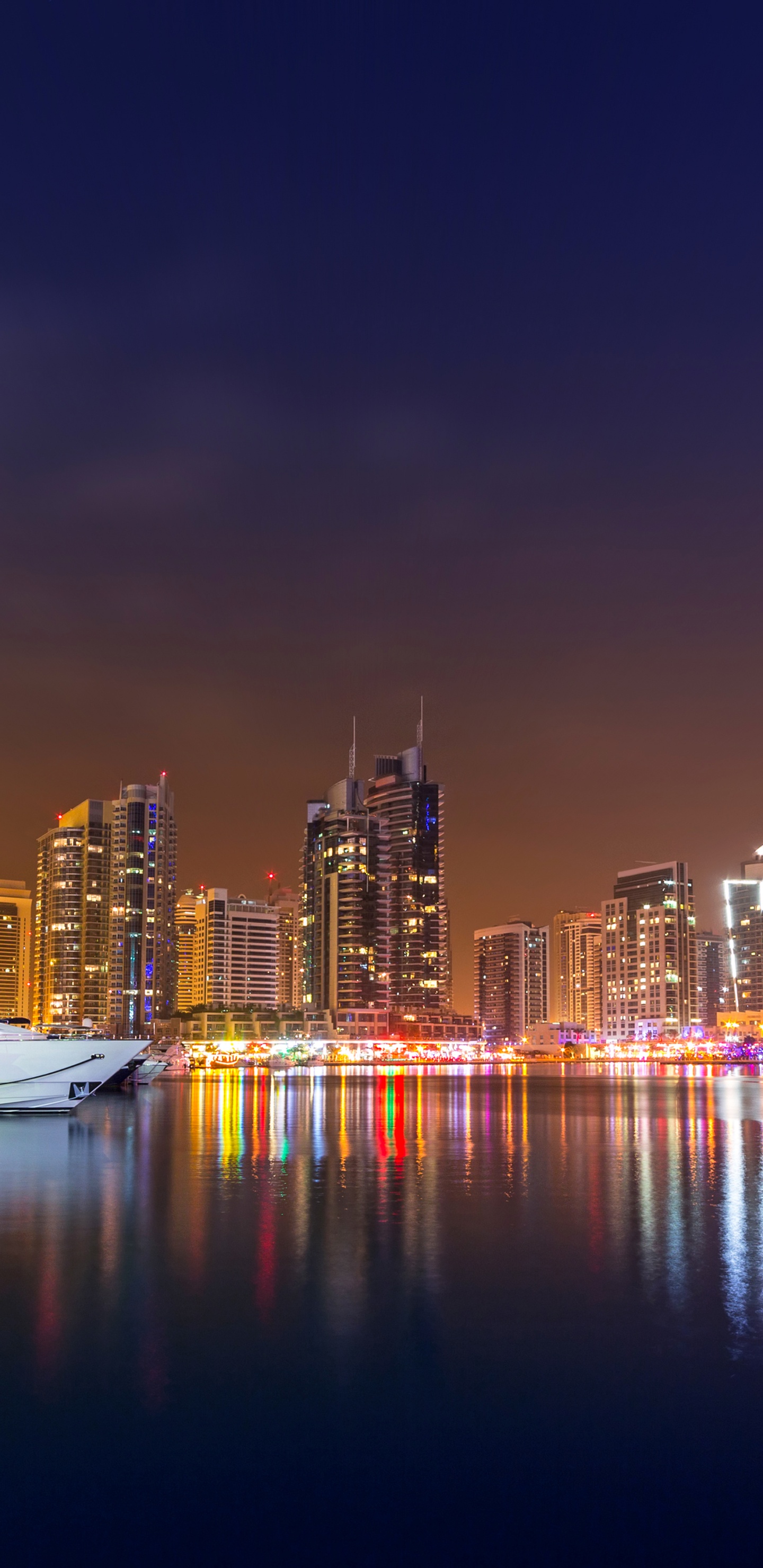 Обои канун Нового года, Новый год, городской пейзаж, город, линия горизонта в разрешении 1440x2960