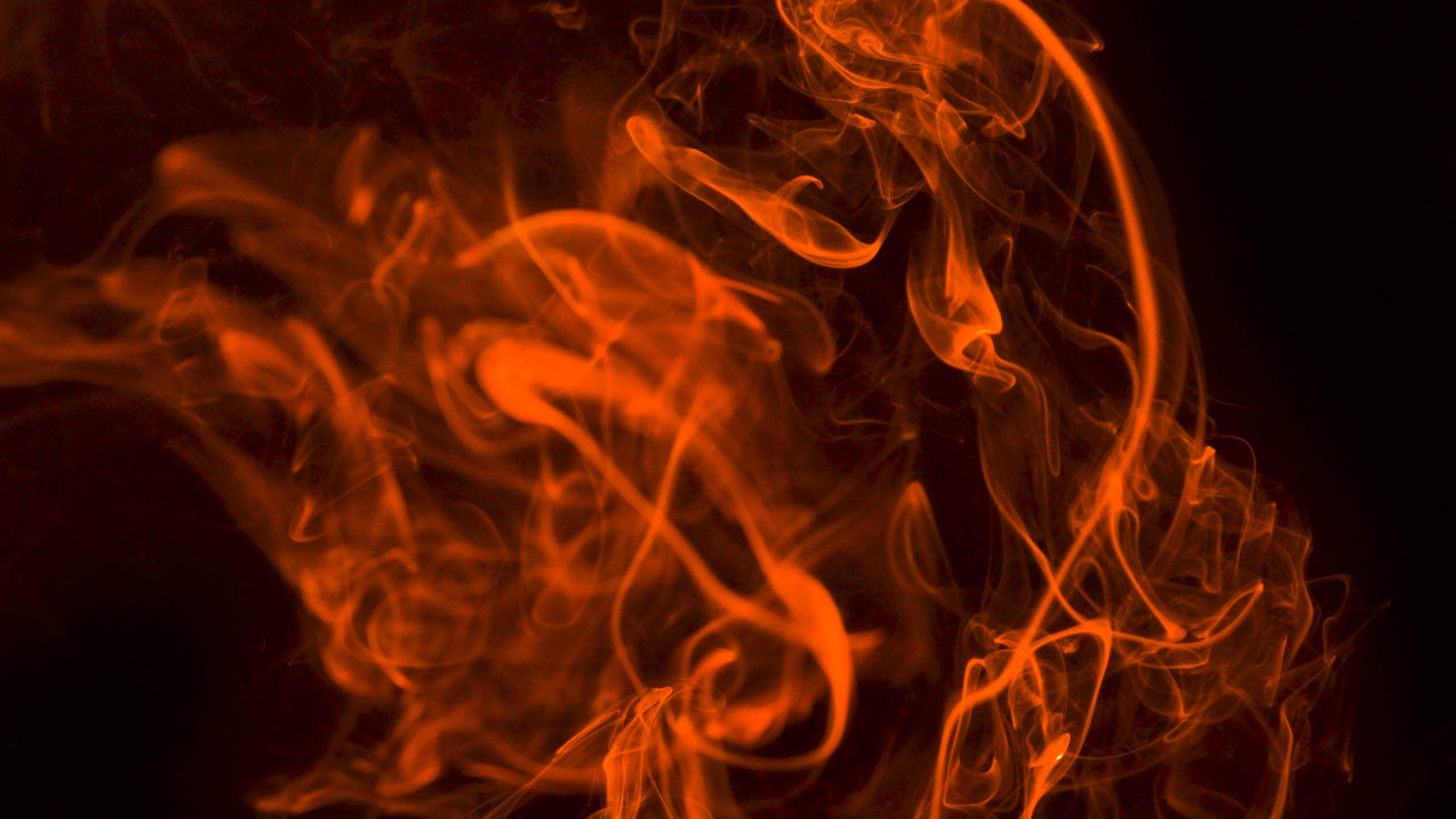 Обои пламя, дым, абстракция, огонь, тепло в разрешении 2560x1440