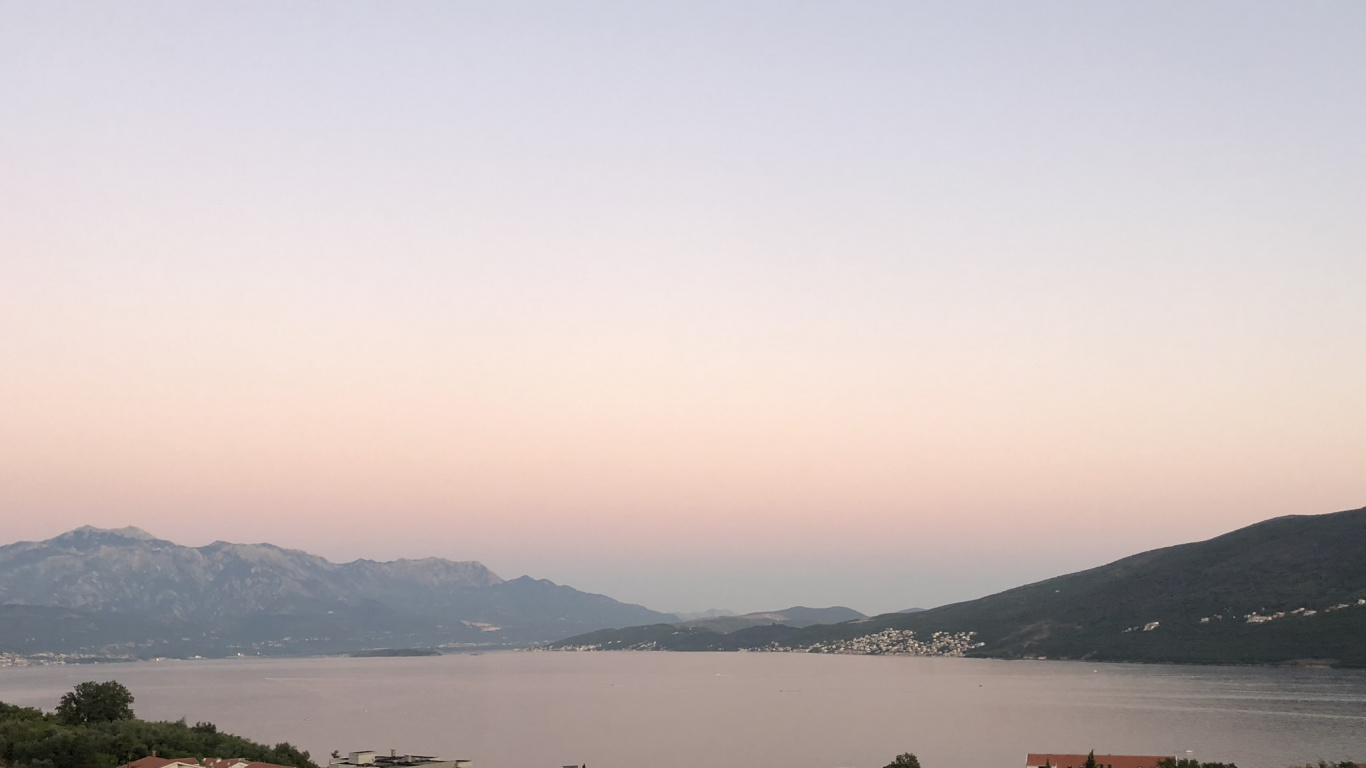 Обои горный рельеф, гидроресурсы, нагорье, холм, пейзаж в разрешении 1366x768