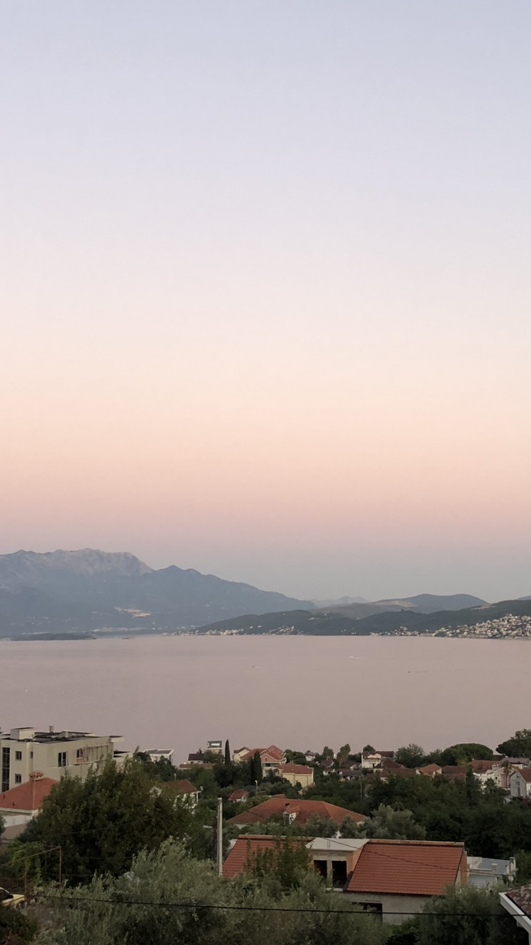 Обои горный рельеф, гидроресурсы, нагорье, холм, пейзаж в разрешении 750x1334