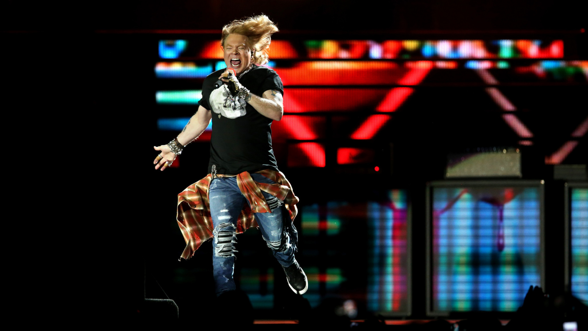 Обои этап, концерт, Not in This Lifetime Tour, Поле Воин, Guns N Roses в разрешении 1920x1080