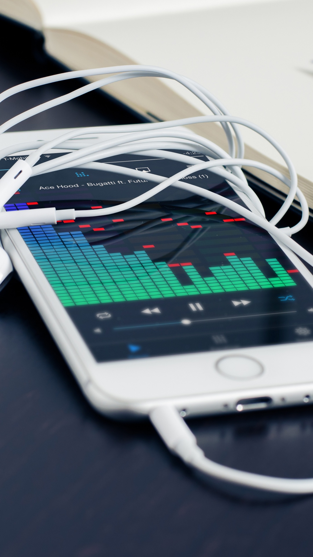 Обои гаджет, электроника, электронное устройство, технологии, смартфон в разрешении 1080x1920