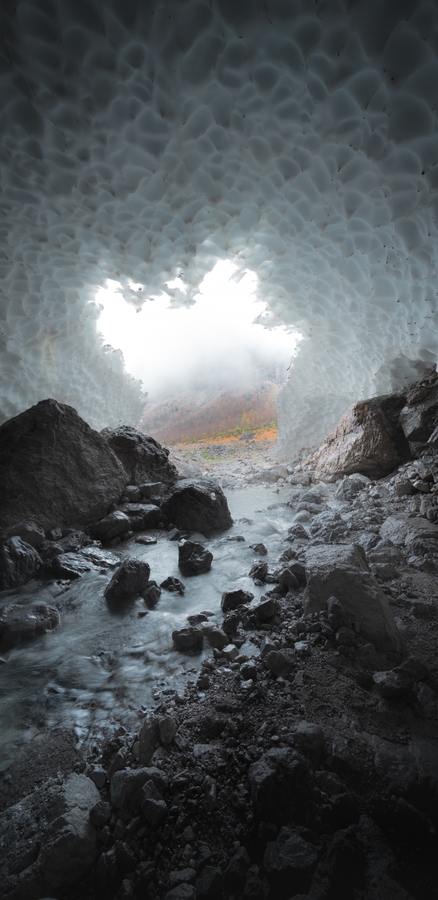 Обои рок, прибрежные и океанические рельефы, пейзаж, морская пещера, природа в разрешении 1440x2960