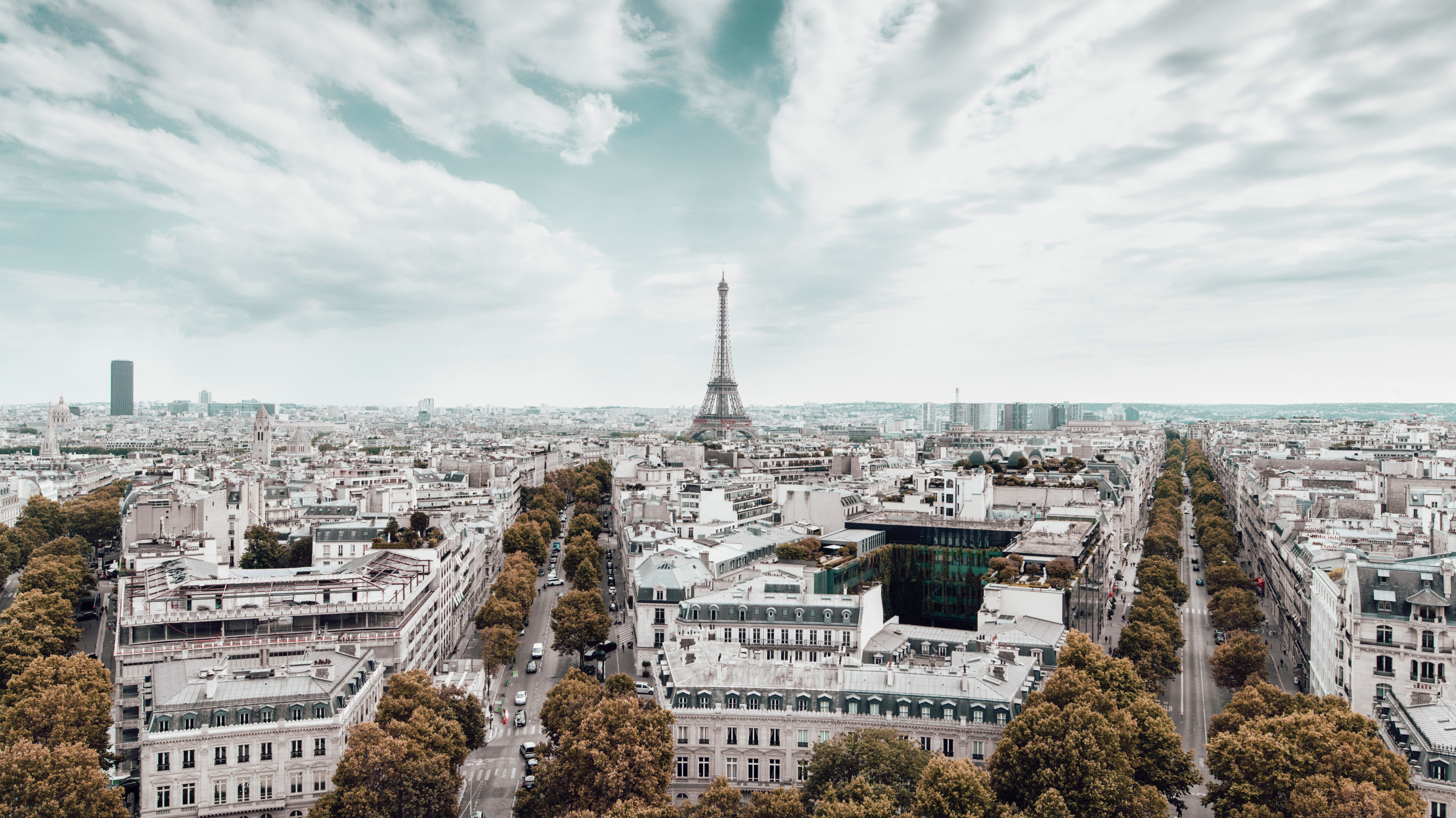 Обои Эйфелева башня, Сент-Джеймс Пэрис, Литва, облако, здание в разрешении 3840x2160