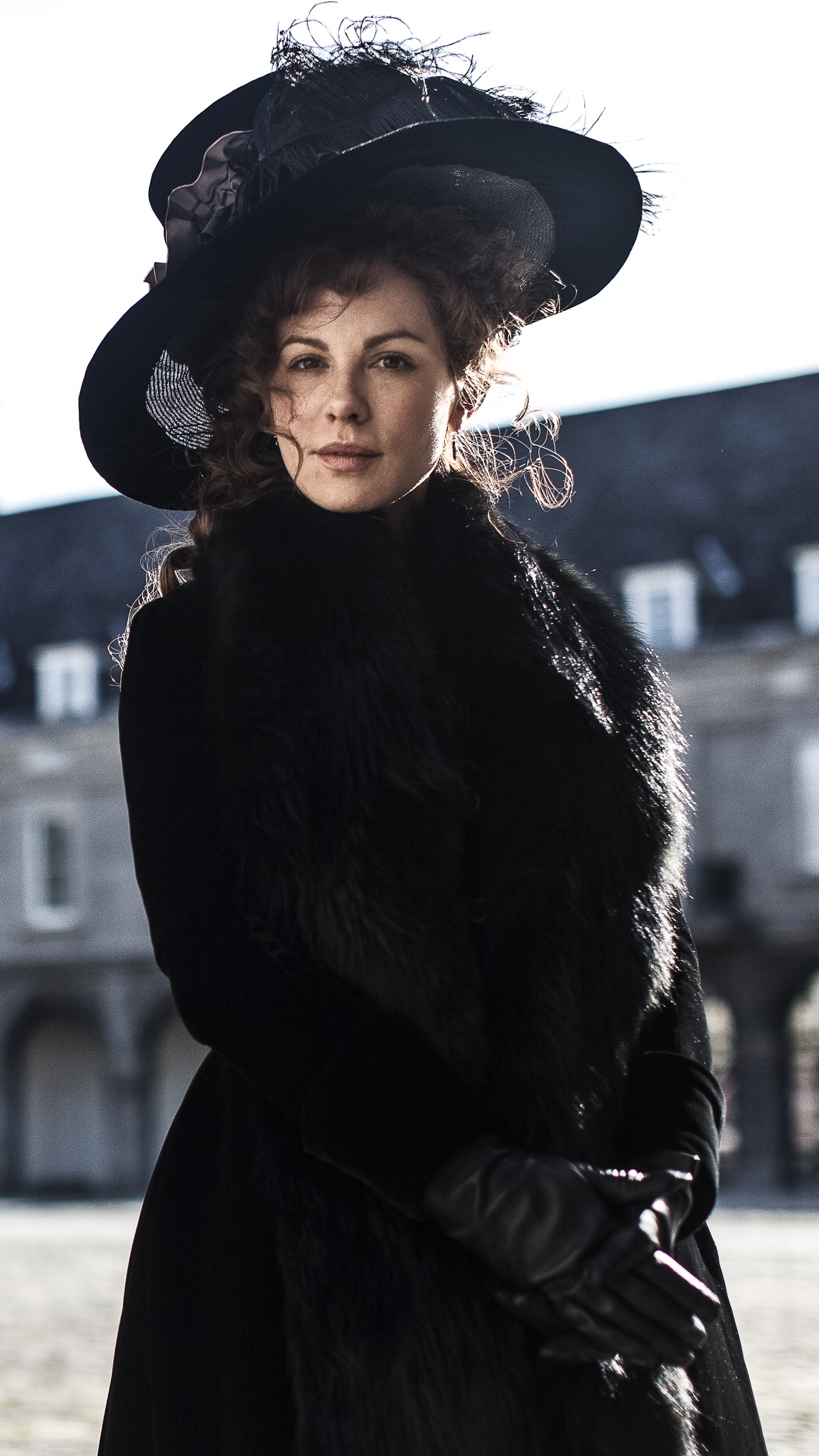 Обои Любовь Дружба, Уит Стиллман, комедия, фэшн, уличная мода в разрешении 1440x2560