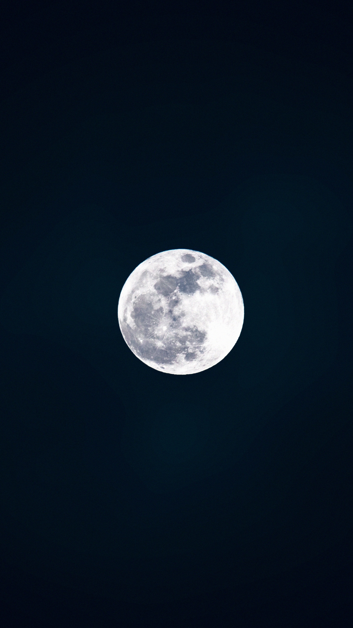 Обои полумесяц, небесное явление, луна, естественный спутник, событие в разрешении 1440x2560