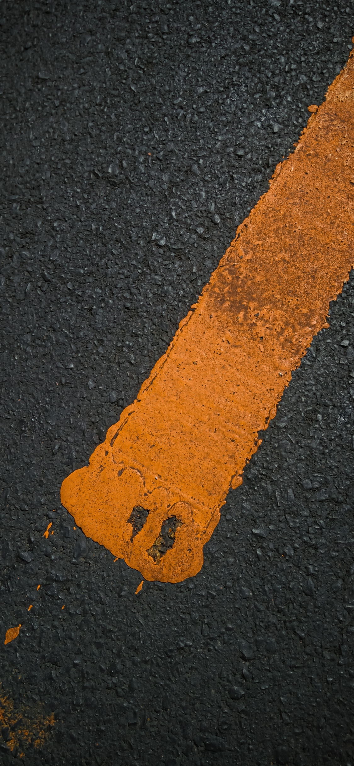 Обои красочность, асфальтобетон, текстура, дорога, Апельсин в разрешении 1125x2436