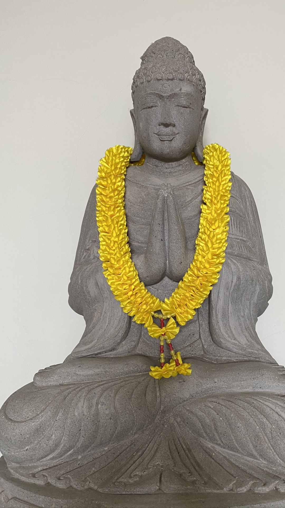 Обои Индонезия, бали, Гаутама Будда, статуя, резьба по камню в разрешении 1080x1920