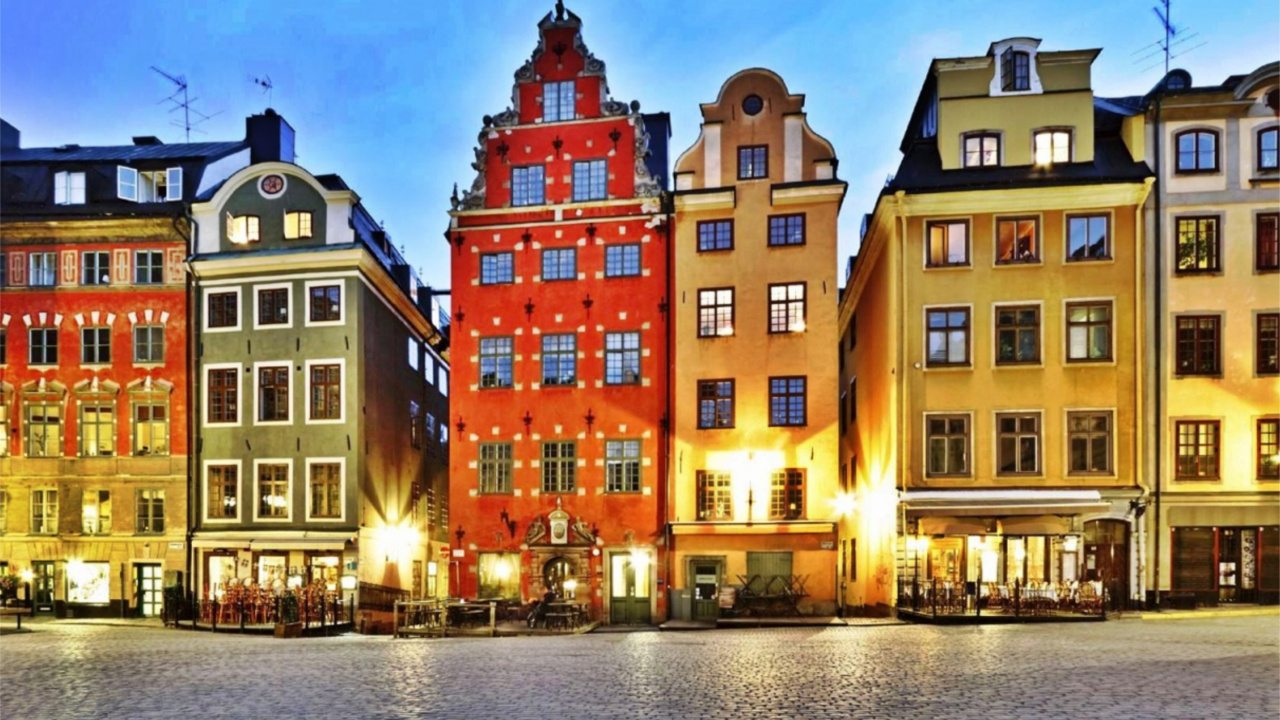 Обои водный путь, городок, здание, город, ориентир в разрешении 1280x720