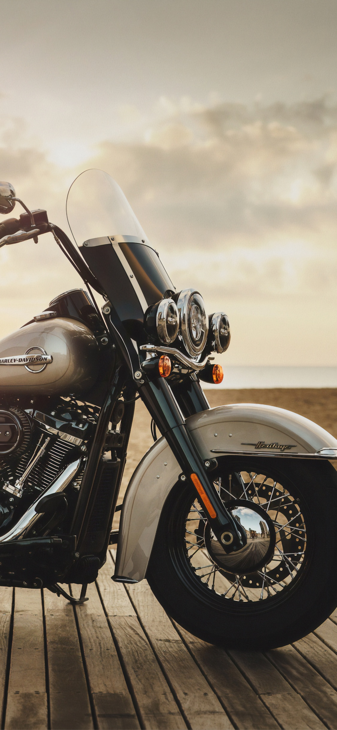 Обои Харлей Дэвидсон, мотоцикл, крейсер, авто, автомобильные шины в разрешении 1125x2436