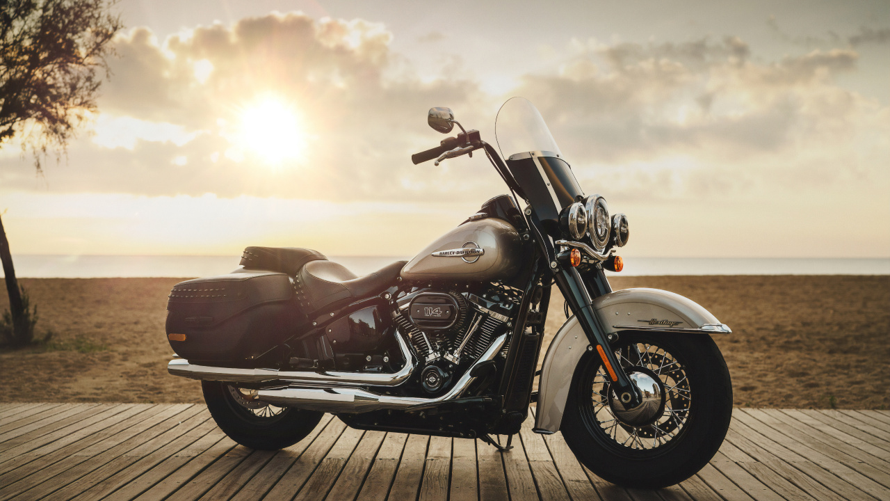 Обои Харлей Дэвидсон, мотоцикл, крейсер, авто, автомобильные шины в разрешении 1280x720
