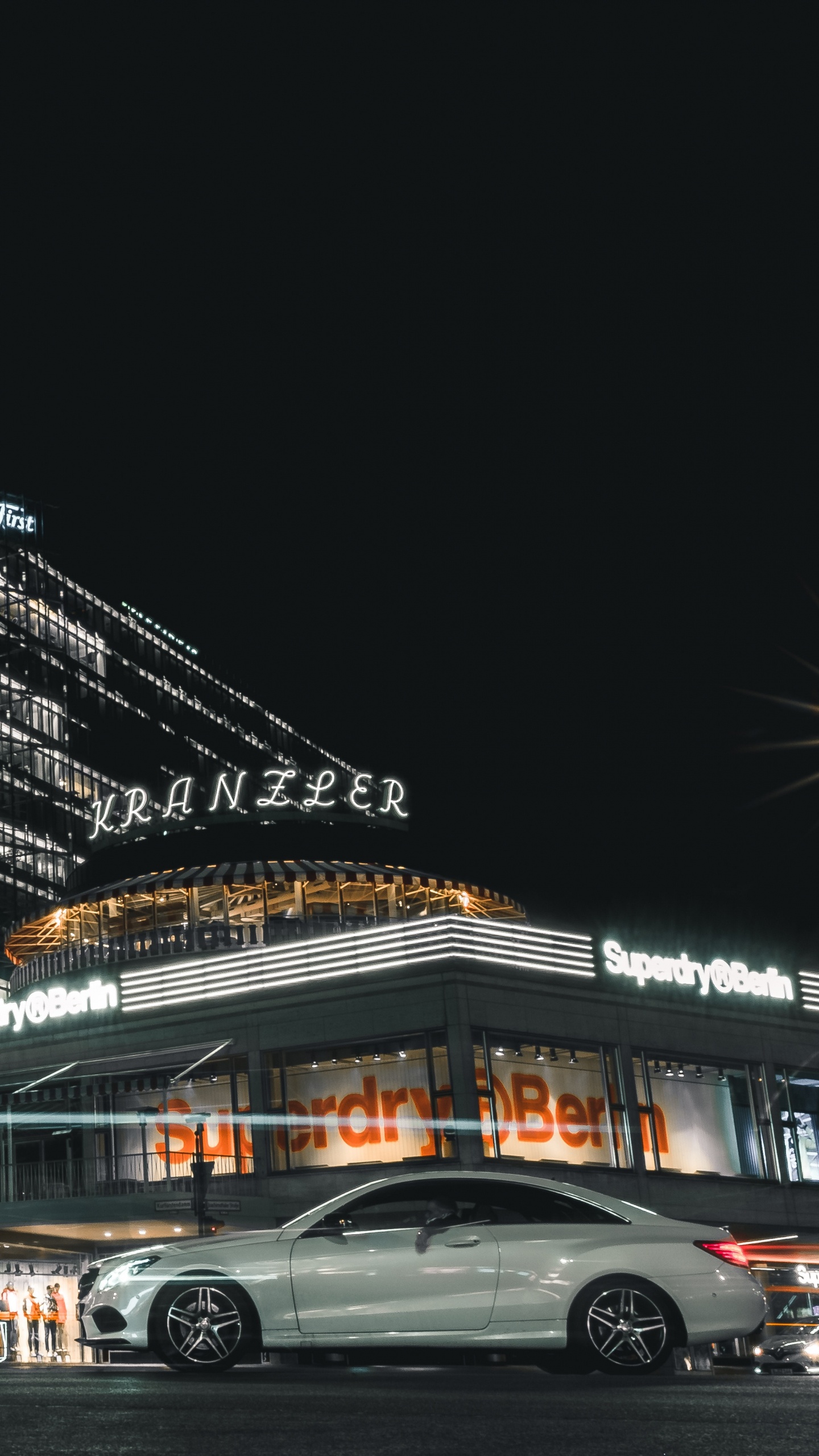 Обои Лас Вегас, ночь, архитектура, авто, здание в разрешении 1440x2560