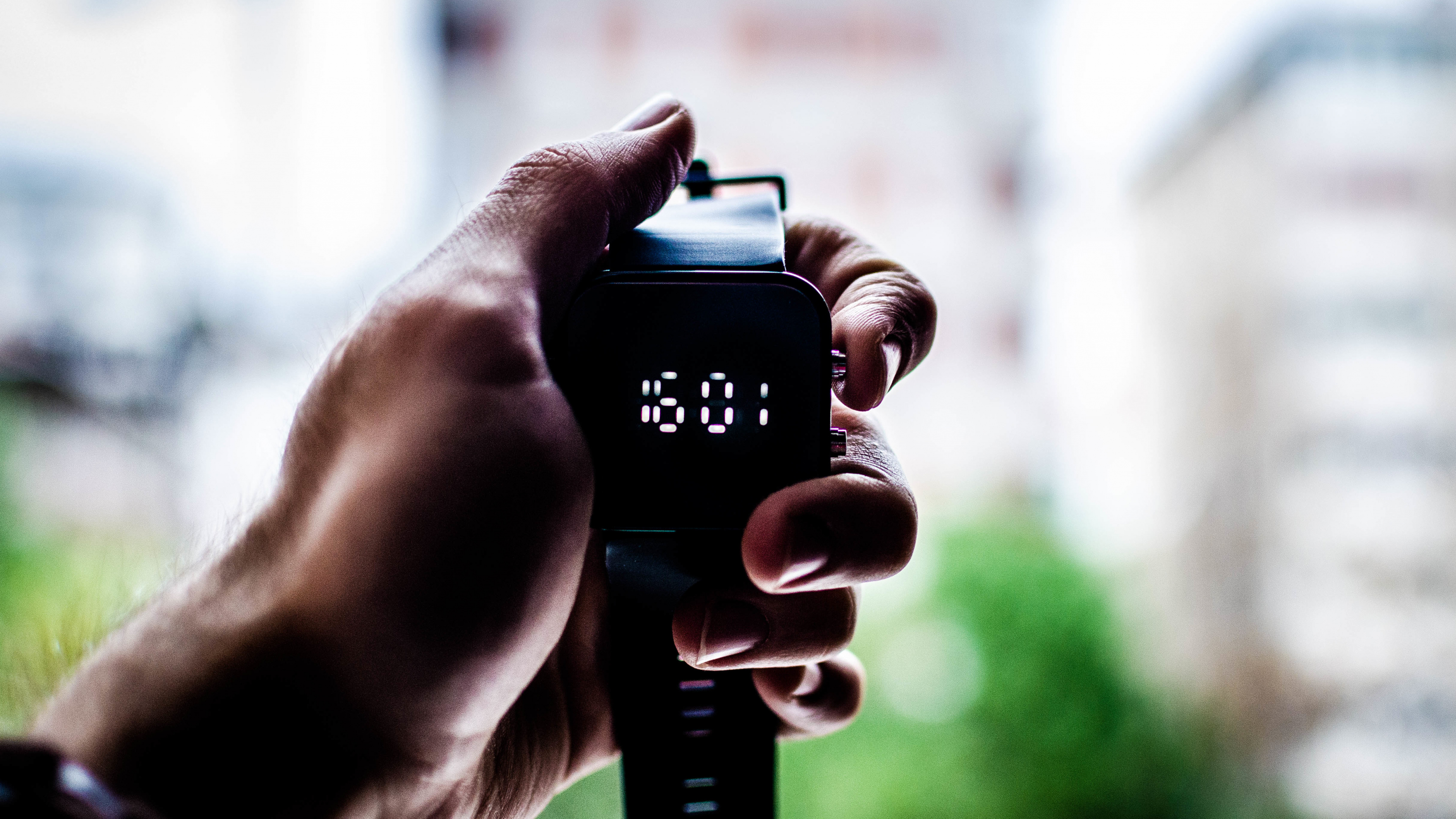 Обои камера, палец, аксессуары для камеры, технологии, оптика камеры в разрешении 3840x2160