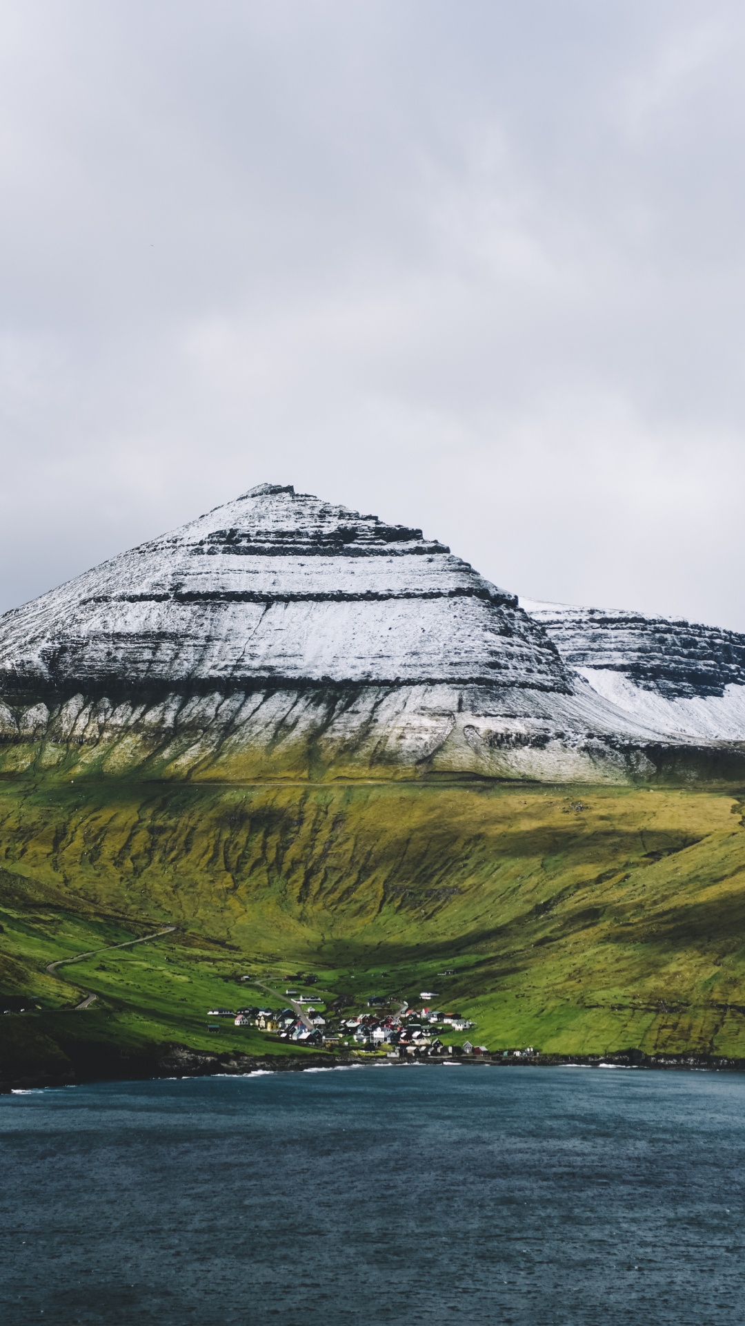 Обои нагорье, горный рельеф, гора, Упал, холм в разрешении 1080x1920