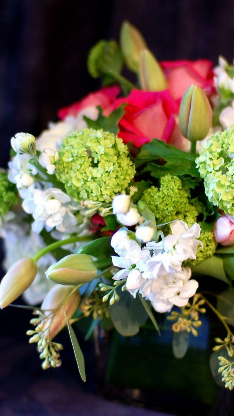 Обои цветочный букет, цветочный дизайн, цветковое растение, флористика, срезанные цветы в разрешении 750x1334