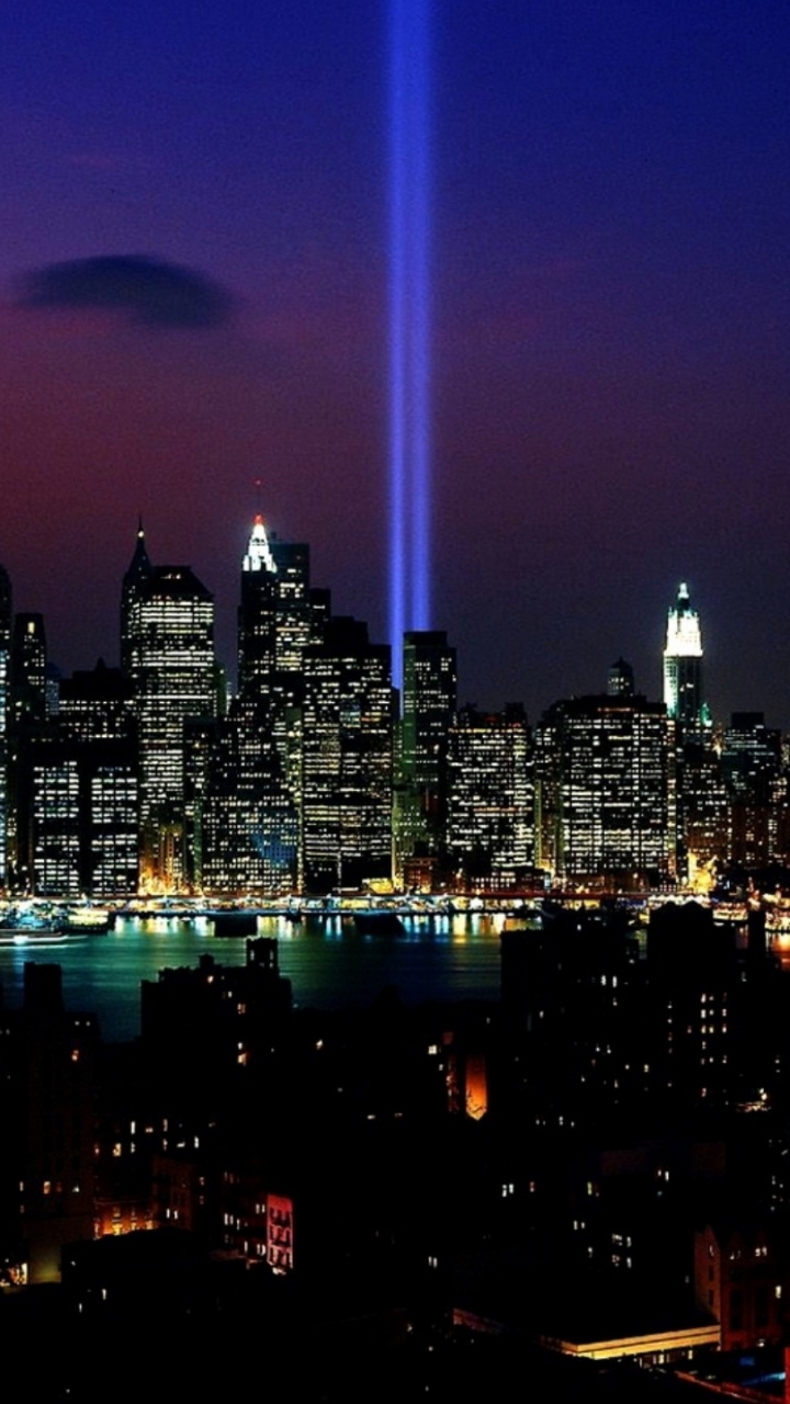 Обои центр международной торговли, городской пейзаж, город, метрополия, линия горизонта в разрешении 720x1280