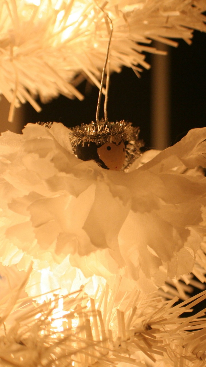 Обои Рождественский день, Новый год, освещение, рождественский орнамент, Рождество в разрешении 720x1280