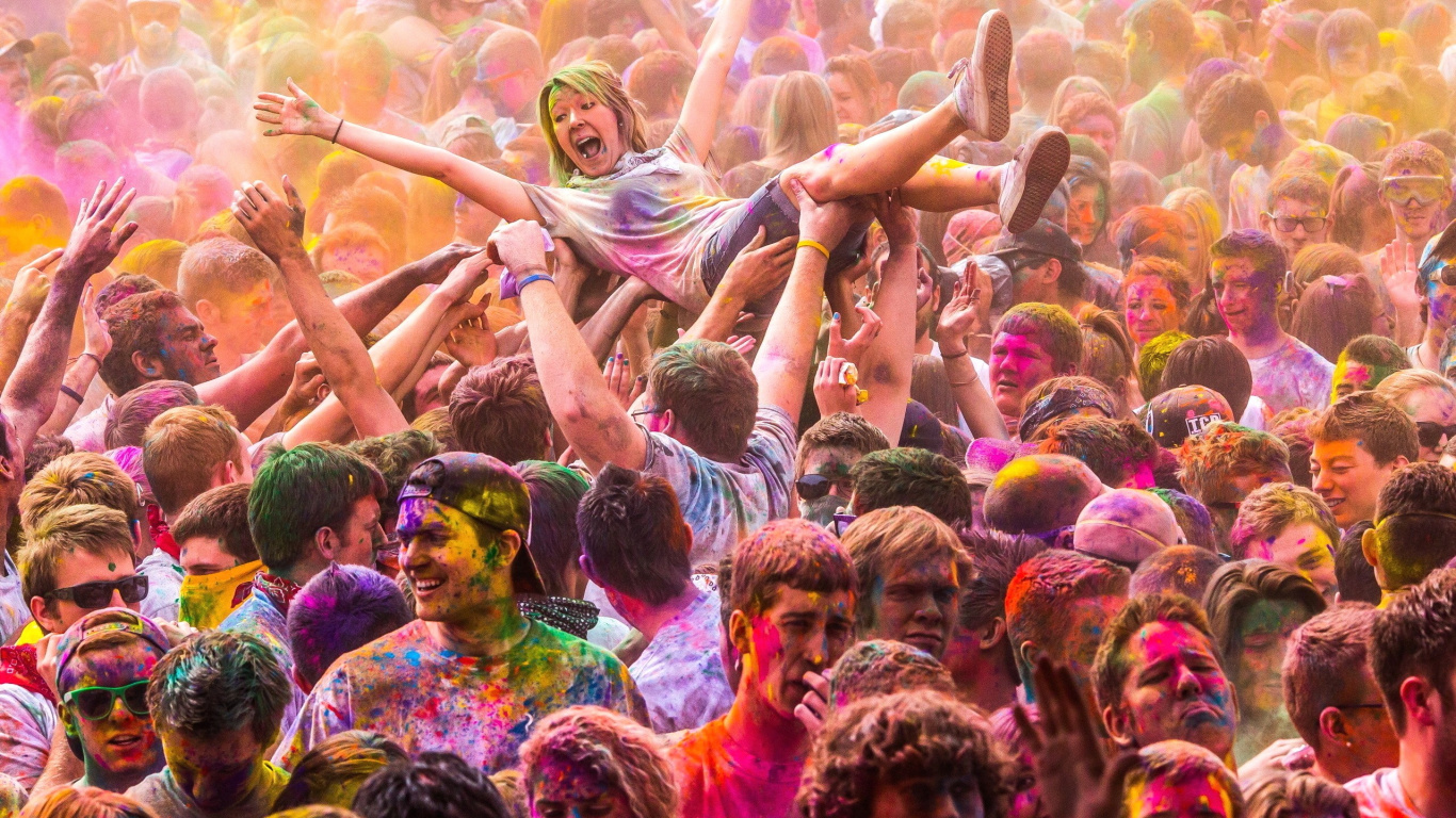 Обои Холи, фестиваль, вечеринка, толпа, событие в разрешении 1366x768