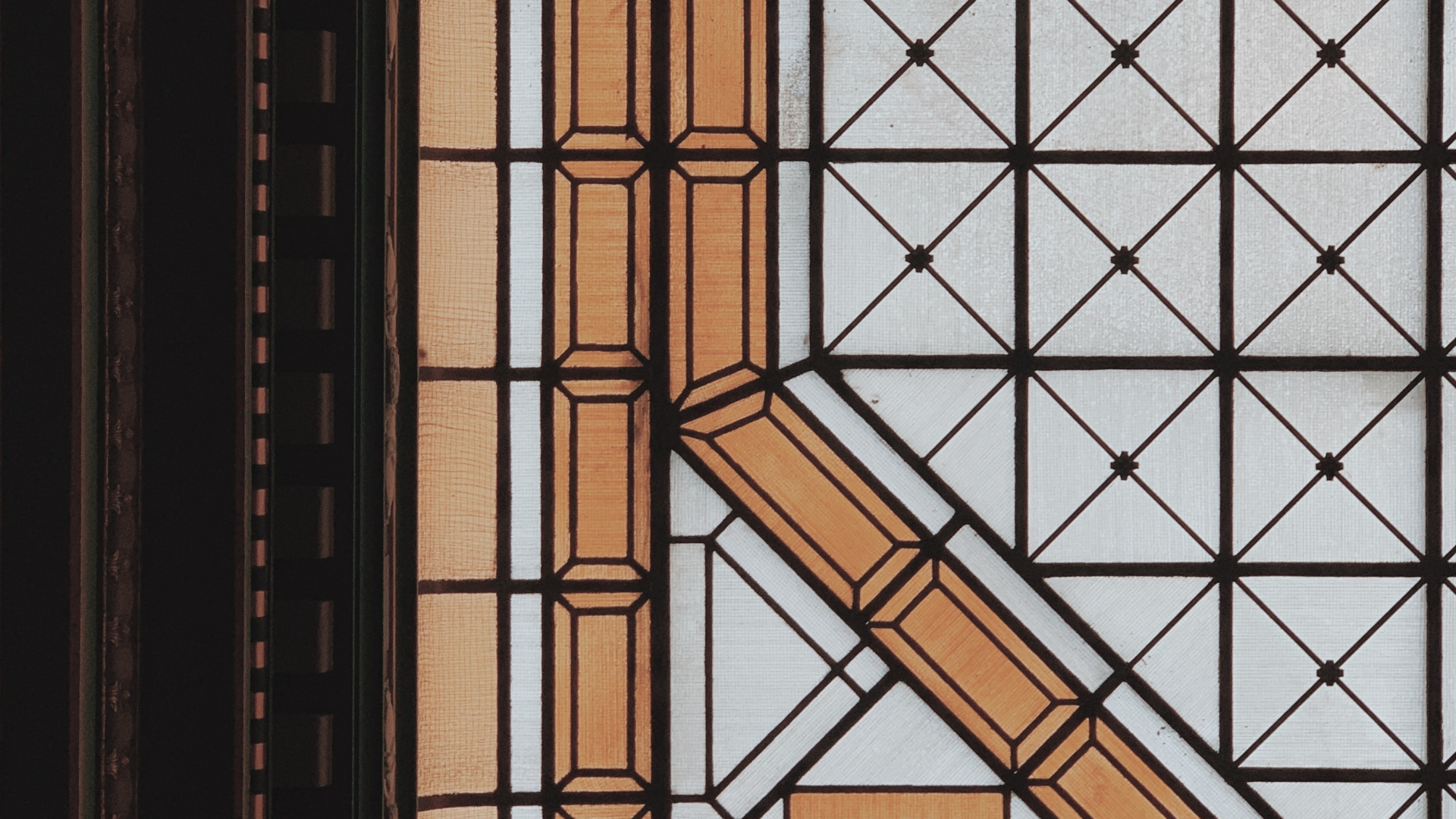 Обои Рисунок М, линия, стекло, полутона и оттенки, симметрия в разрешении 1920x1080