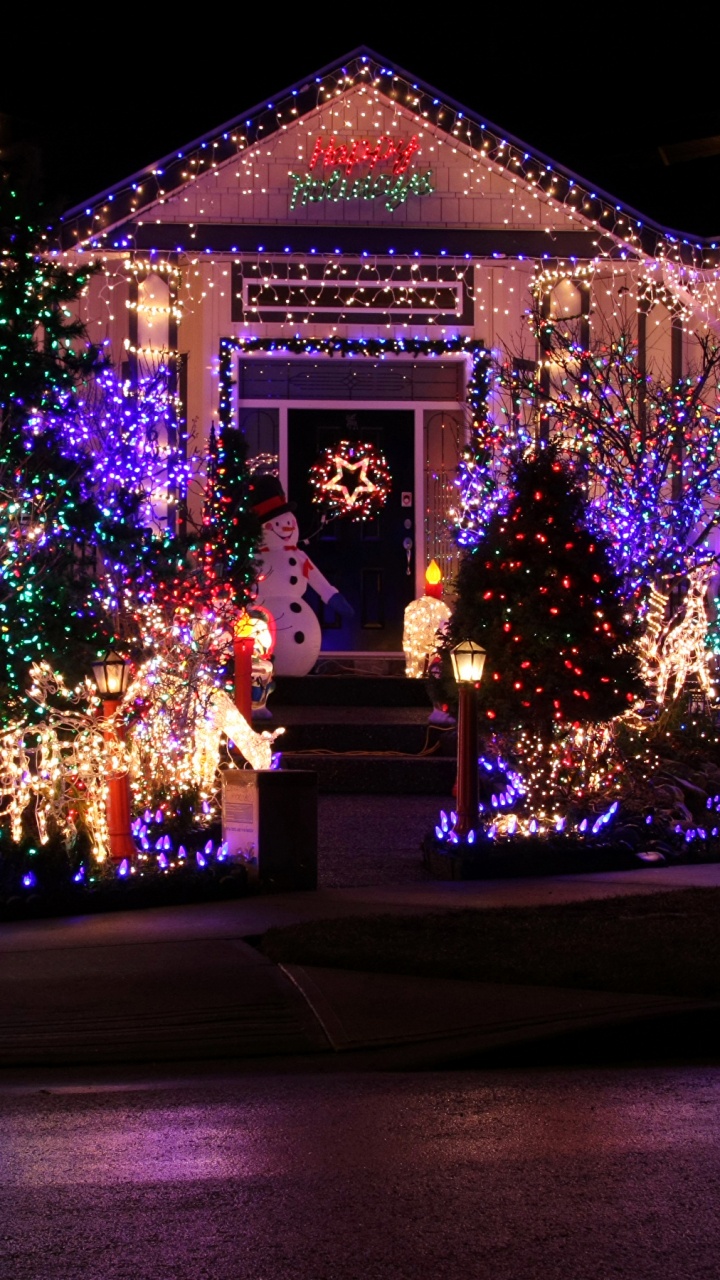 Обои лучшие новогодние украшения, Рождественские украшения, Рождественский день, Рождественские огни, елка в разрешении 720x1280