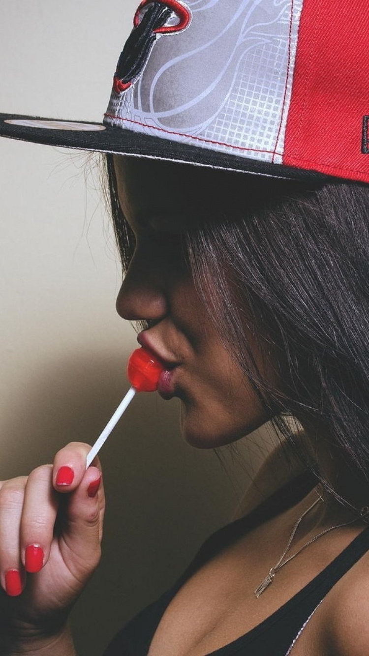 Обои хип хоп музыка, бейсболка, губа, шапка, головной убор в разрешении 750x1334