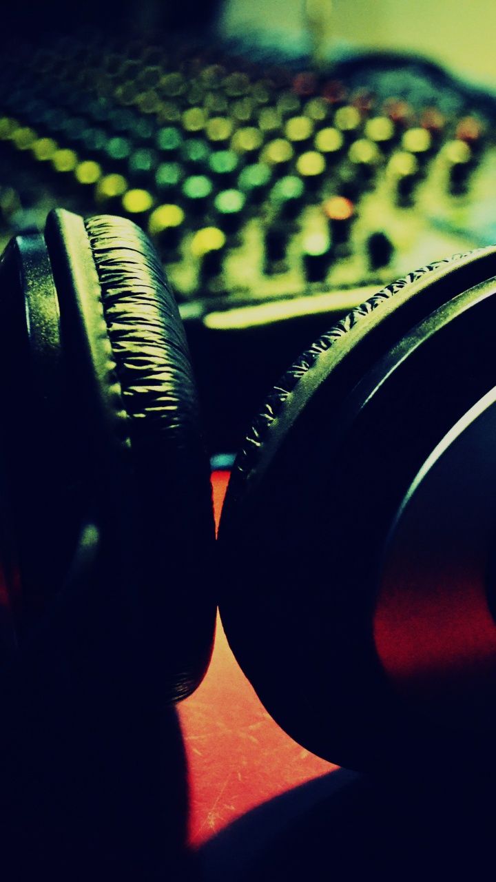 Обои звуковое оборудование, технологии, звук, аудио, темнота в разрешении 720x1280