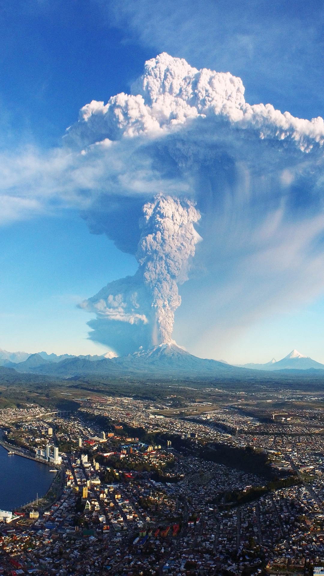 Обои облако, атмосфера, гидроресурсы, кучевое облако, дневное время в разрешении 1080x1920