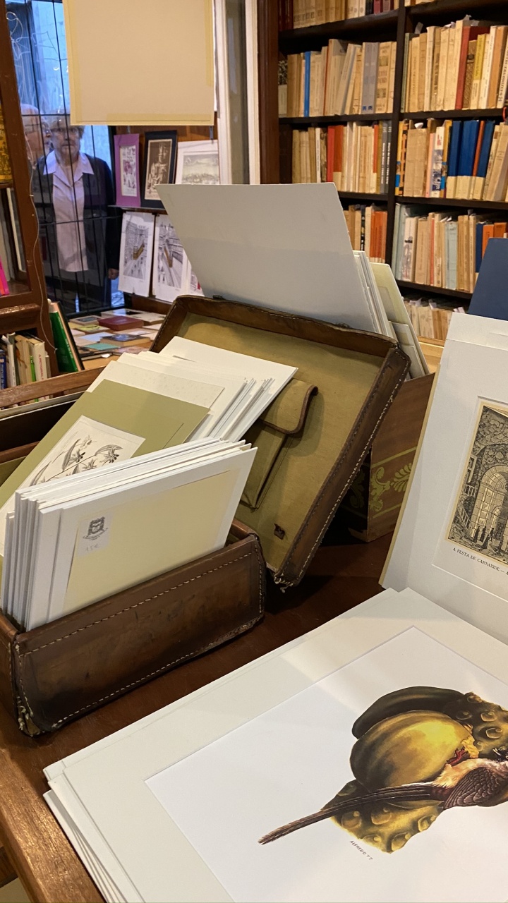 Обои БИБЛИОТЕКА, дизайн, полка, комната, этажерка в разрешении 720x1280