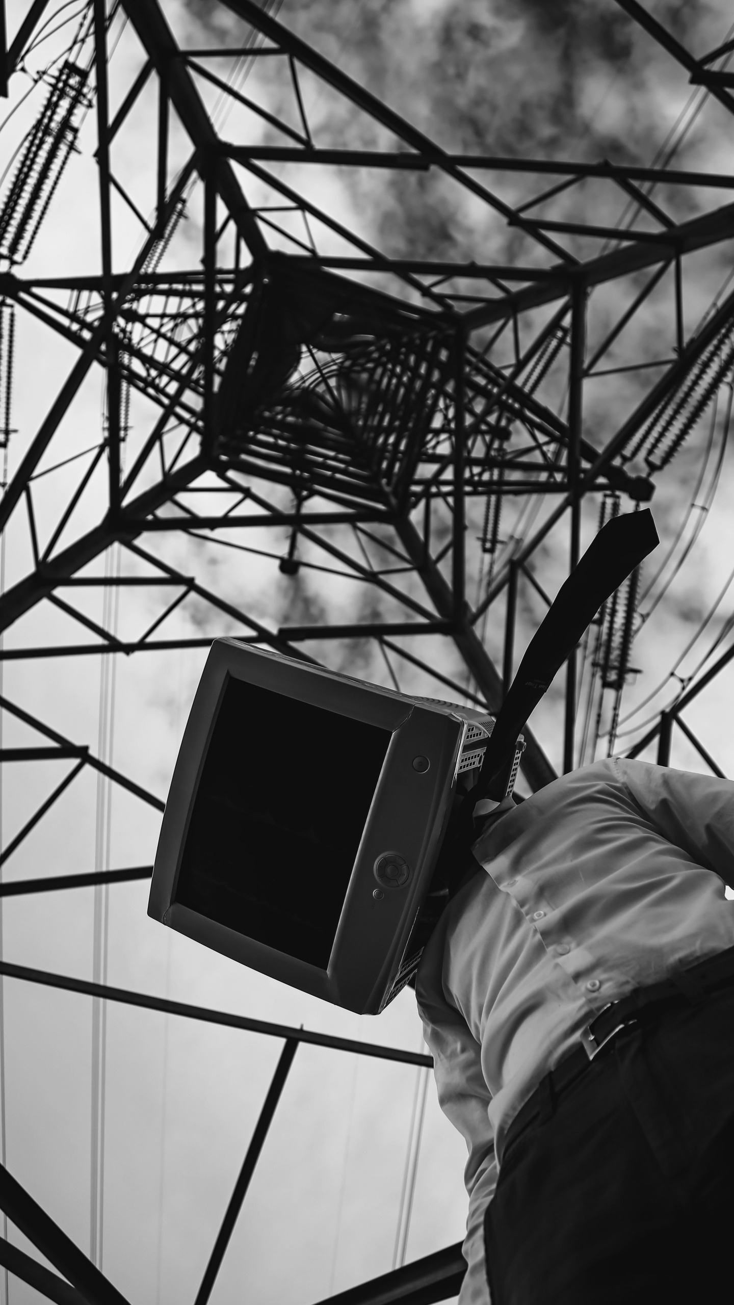 Обои монохромный, архитектура, технологии, монохромный режим, телекоммуникационная техника в разрешении 1440x2560