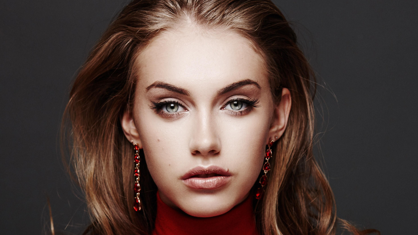 Обои Юлия Роза, лицо, волосы, бровь, губа в разрешении 1366x768