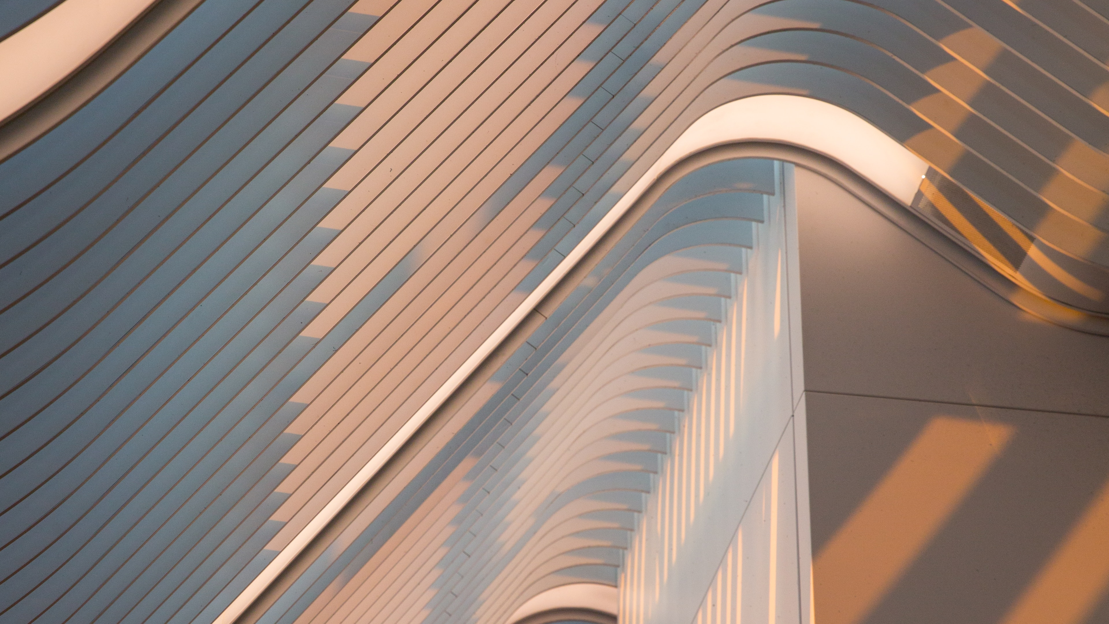 Обои архитектура, фасад, здание, линия, свет в разрешении 3840x2160