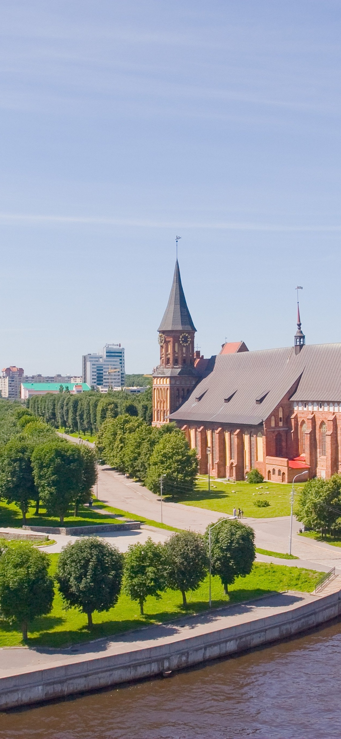 Обои кафедральный собор Кенигсберга, реки, город, водный путь, панорама в разрешении 1125x2436