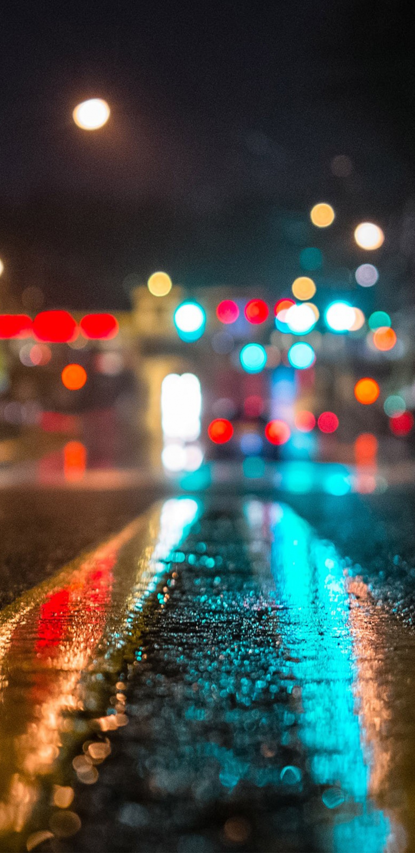 Обои ночь, вода, свет, городской район, дождь в разрешении 1440x2960