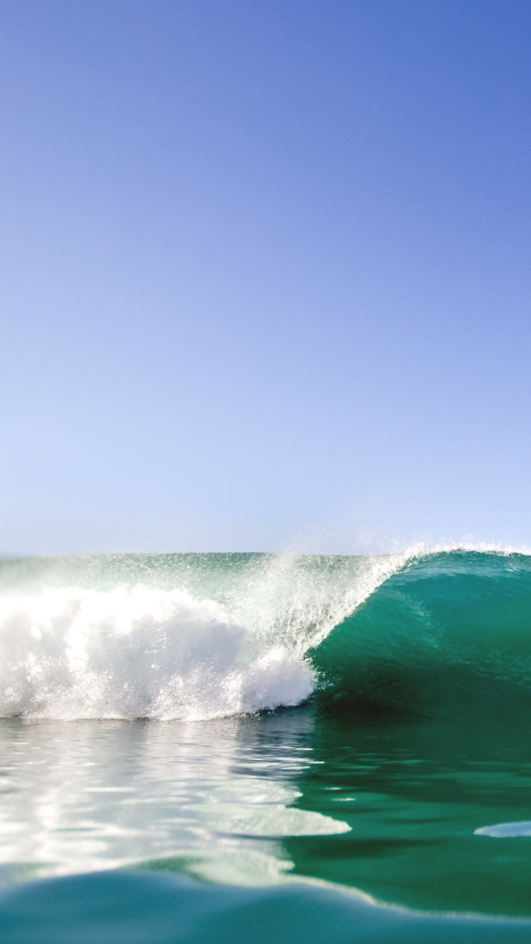 Обои ветровая волна, прилив, океан, море, волна в разрешении 750x1334