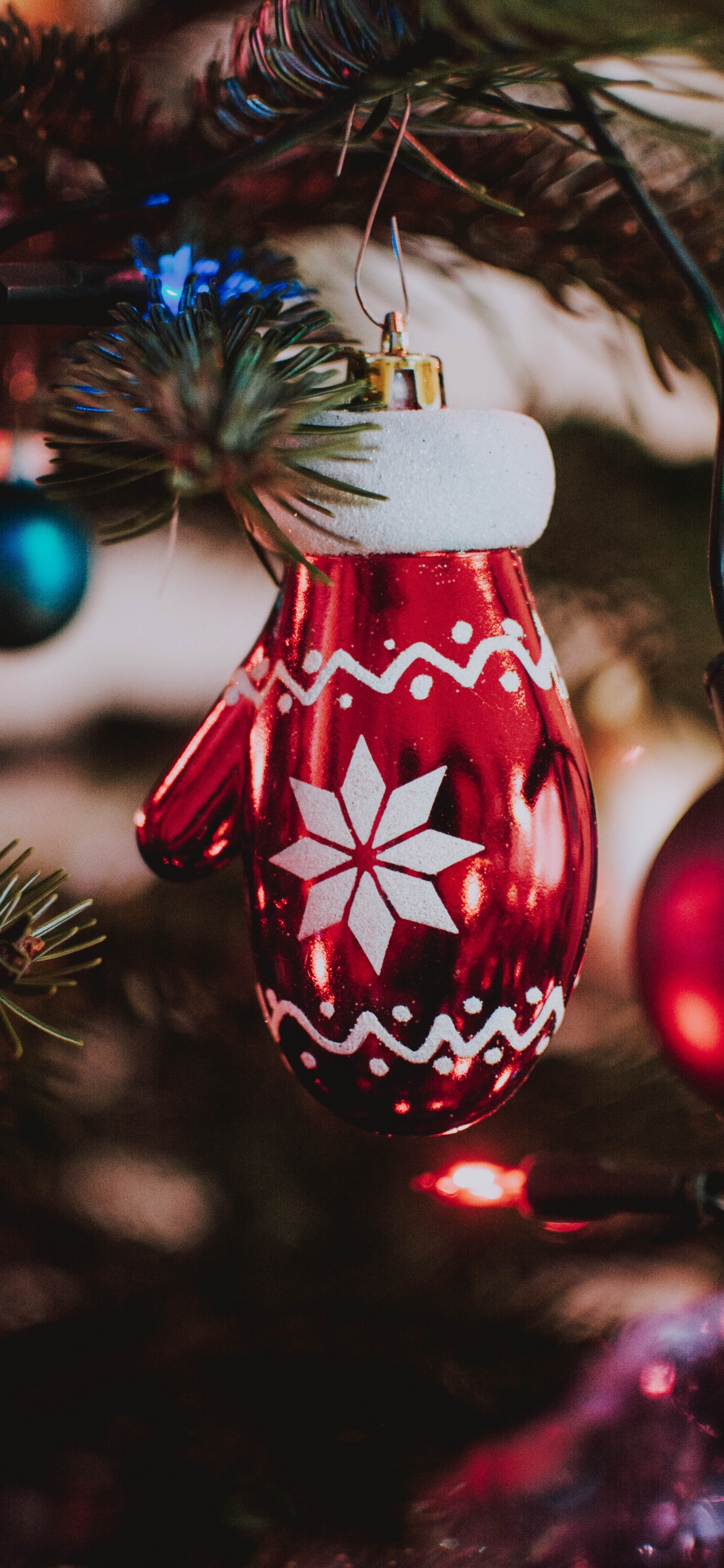 Обои орнамент, Рождественский день, рождественский орнамент, Рождественские украшения, Рождество в разрешении 1125x2436