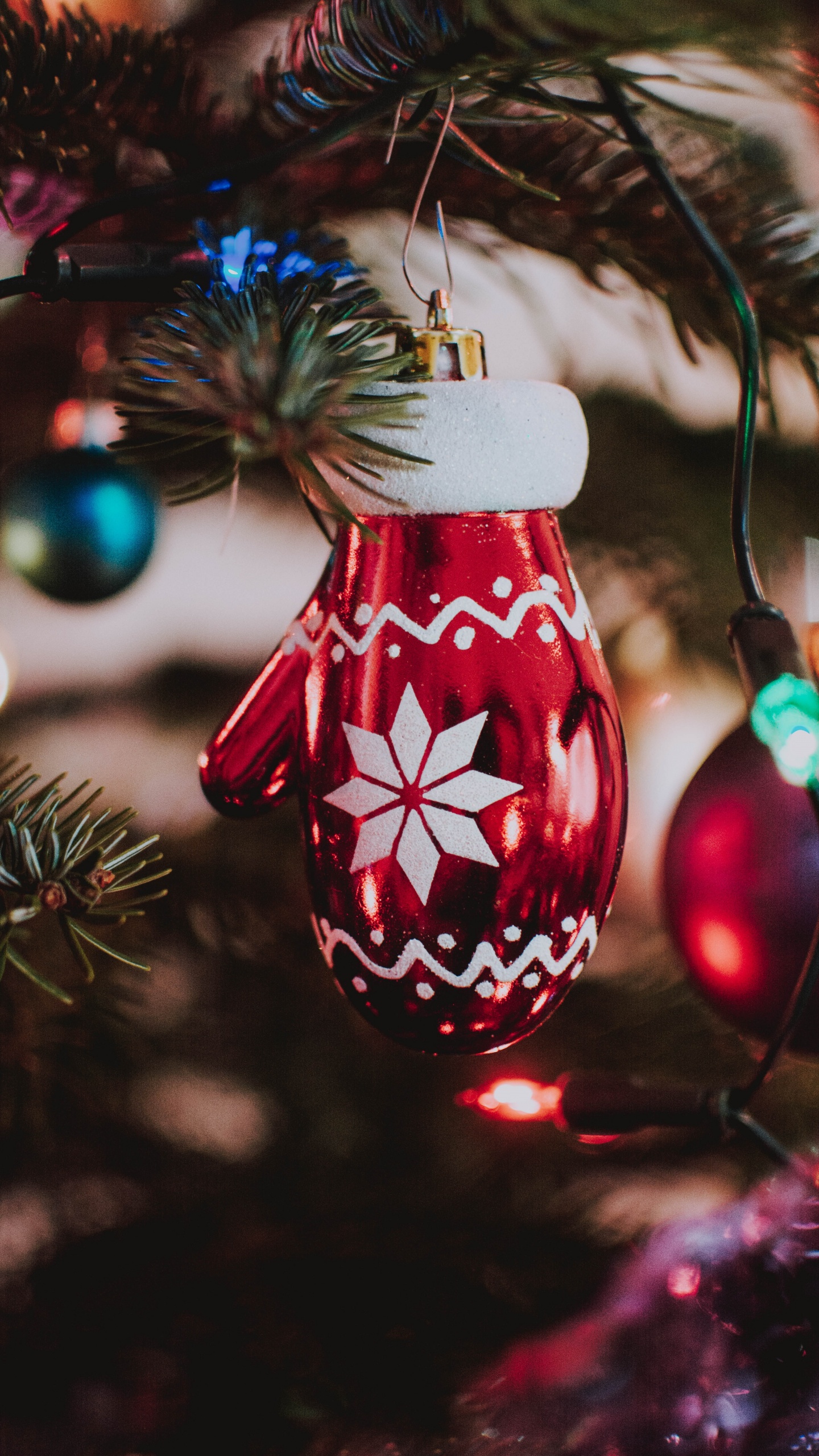 Обои орнамент, Рождественский день, рождественский орнамент, Рождественские украшения, Рождество в разрешении 1440x2560