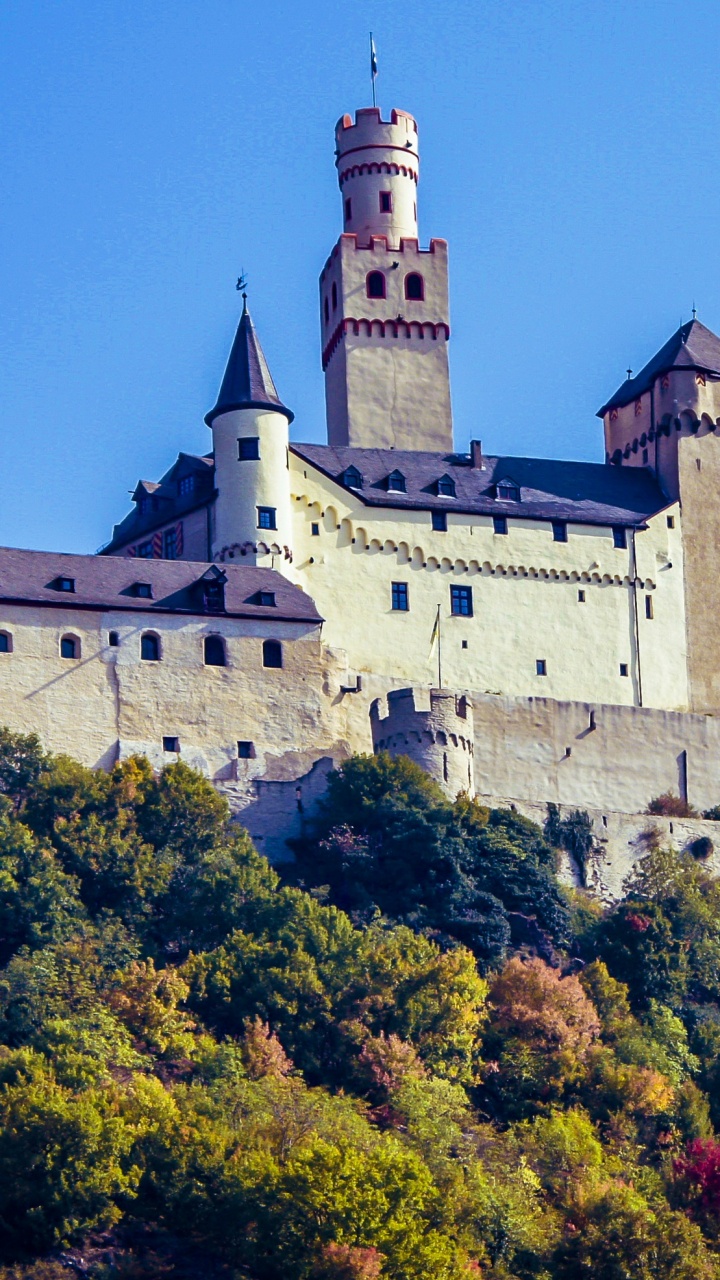 Обои историческое место, небо, средневековая архитектура, дворец, замок в разрешении 720x1280