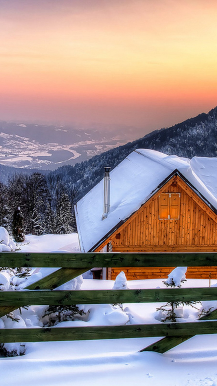 Обои снег, зима, природа, гора, бревенчатый домик в разрешении 750x1334