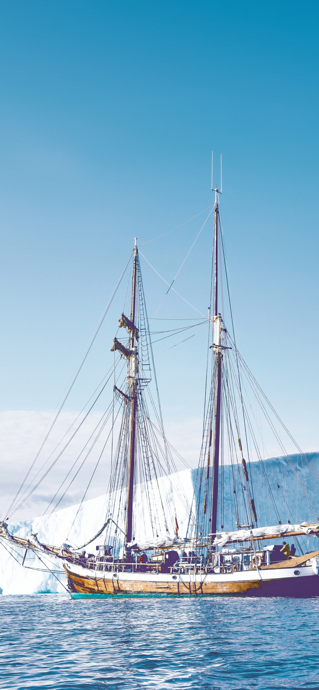 Обои корабль, айсберг, лодка, вода, судно в разрешении 1242x2688