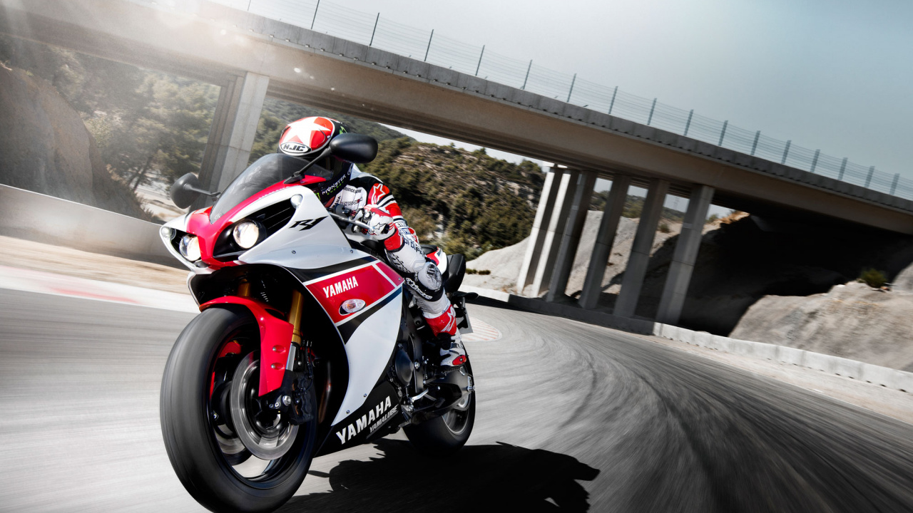 Обои Ямаха Р1 2012, Ямаха мотор Компани, мотоцикл, Ямаха YZF, мотоспорт в разрешении 1280x720